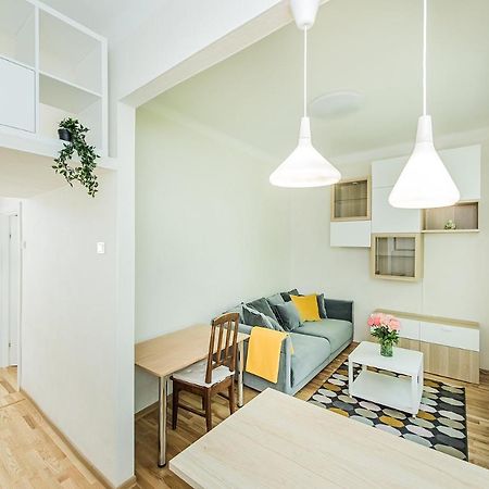 Lovely 1-Bedroom Apartment In Kaunas Old Town Luaran gambar