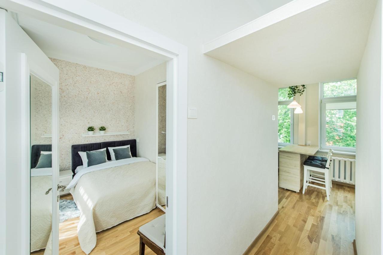 Lovely 1-Bedroom Apartment In Kaunas Old Town Luaran gambar