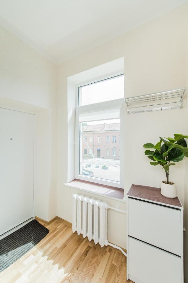 Lovely 1-Bedroom Apartment In Kaunas Old Town Luaran gambar
